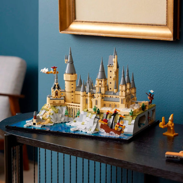 LEGO Harry Potter 76419 Hogwarts Castle & Grounds: достапни се официјални визуелни слики