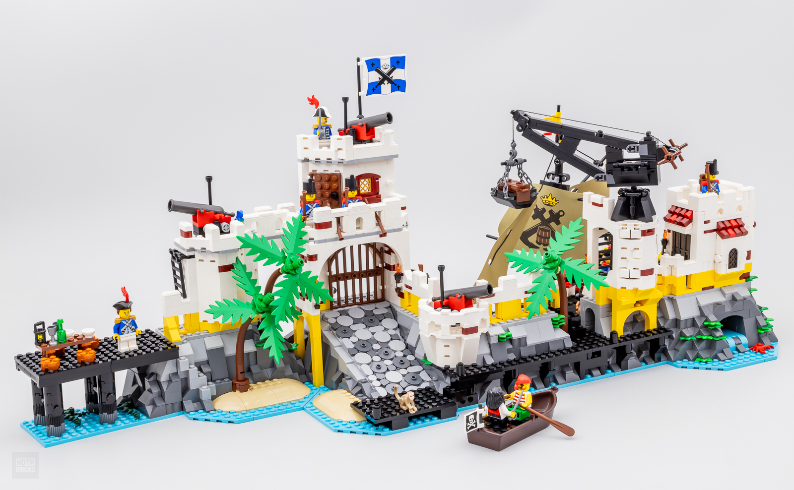 Eldorado Fortress 10320, LEGO® Icons