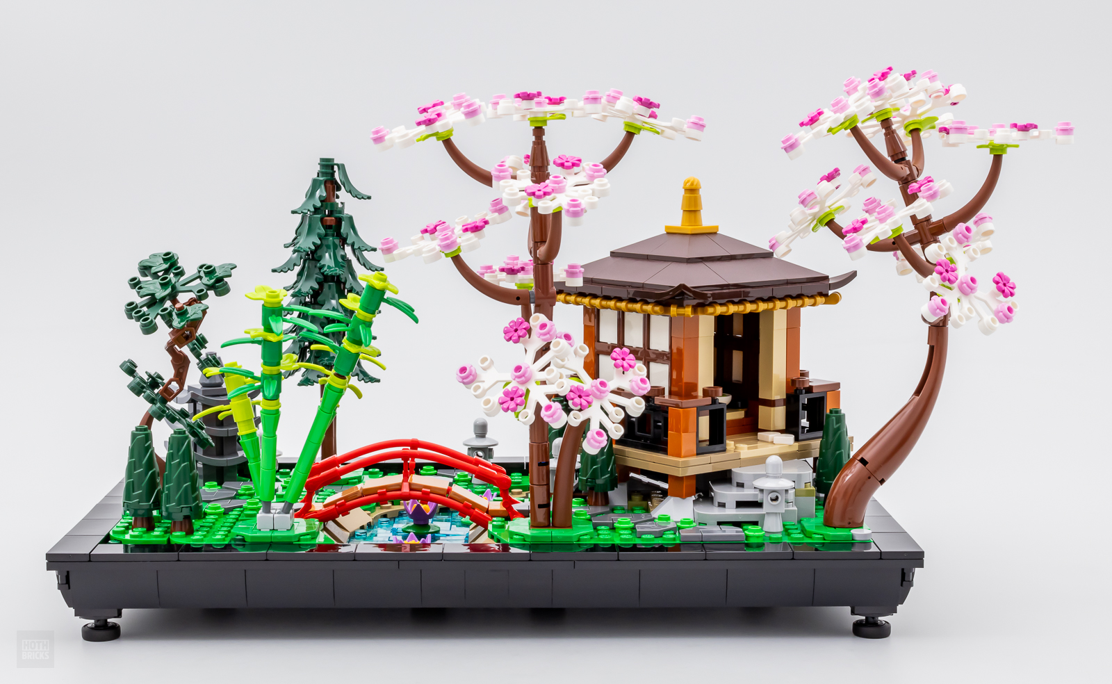 ▻ Review: LEGO ICONS 10315 Tranquil Garden - HOTH BRICKS