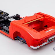 LEGO ICONS 10321 corvette 5