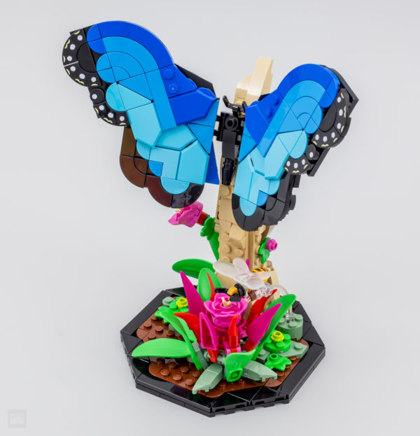 lego ideas 21342 insect collection 5