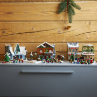 Лего икони 10325 алпска ложа зимско село 2023 година 16
