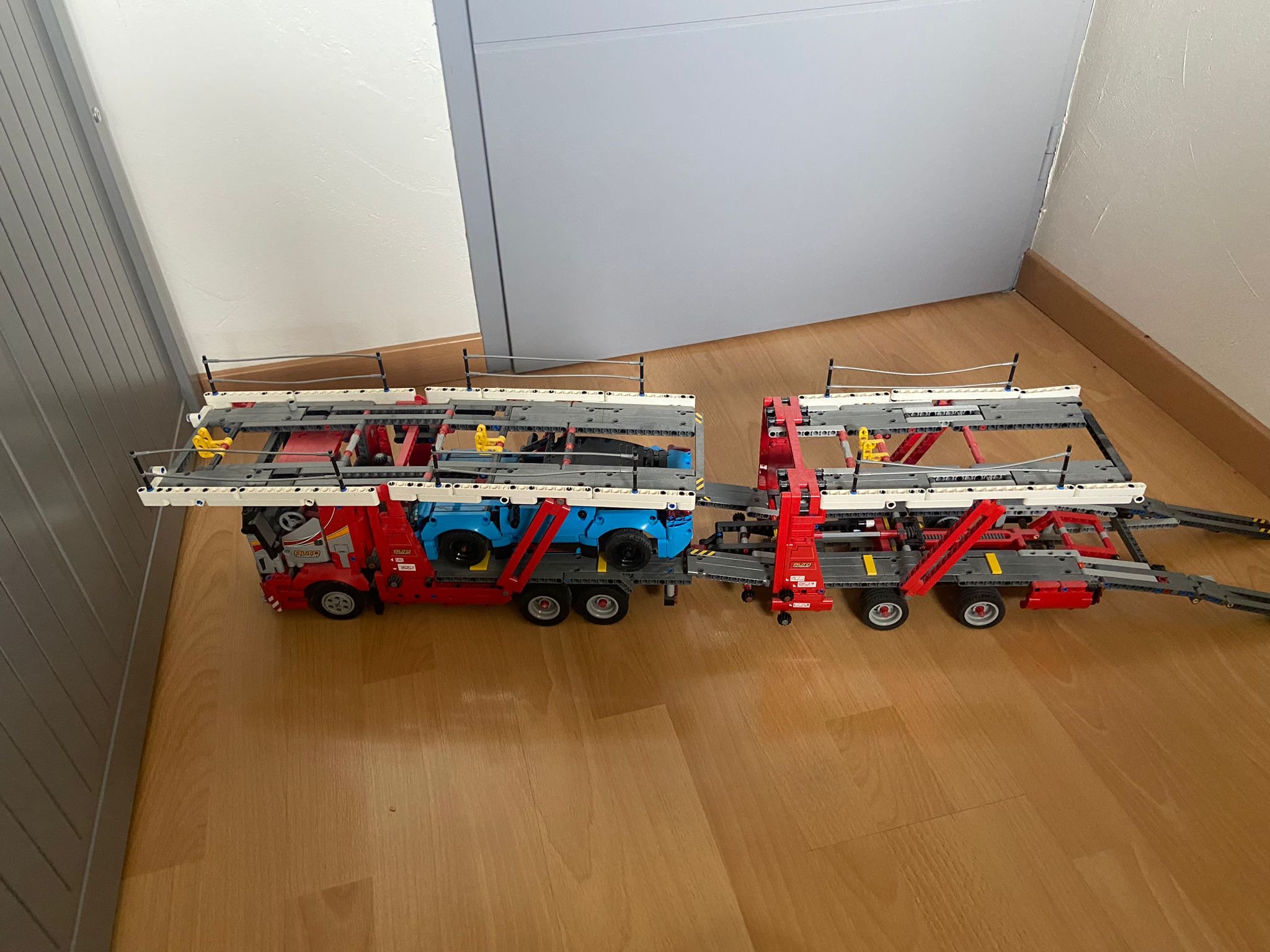 Lego technic 42098 transporteur de voiture - HOTH BRICKS