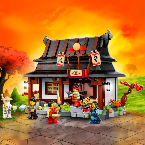 71858 lego ninjago four weapons blacksmith 15th anniversary 5