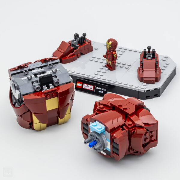 Miniature LEGO Iron Man avec éléments de construction, casque et accessoires pour créer des figurines de super-héros Marvel.