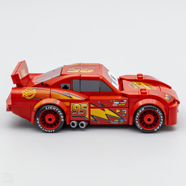 77255 lego speed champions disney pixar cars lightning mcqueen review 6